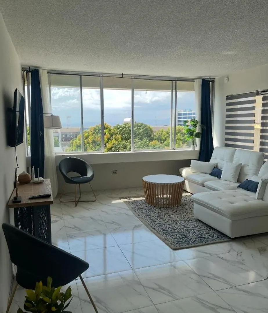New Kingston Vibes Apartment 0*,
