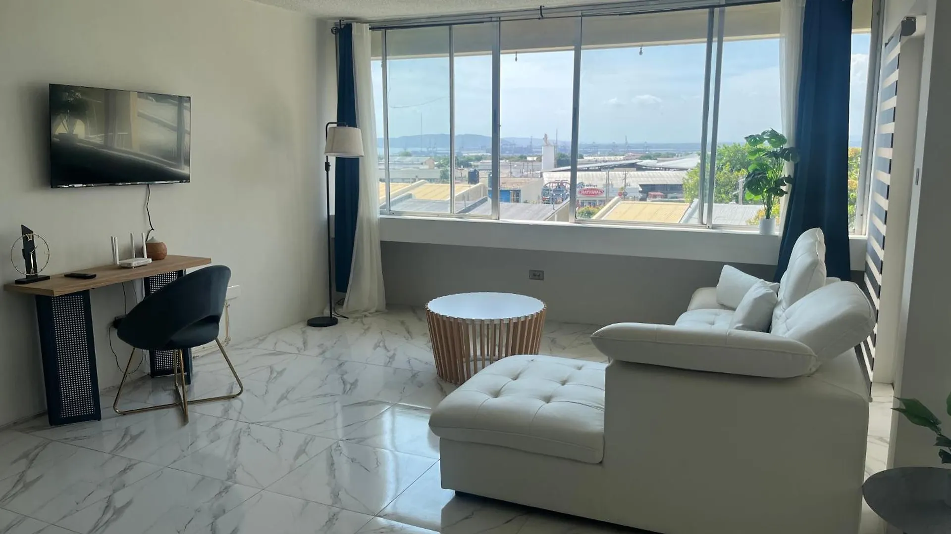 New Kingston Vibes Apartment